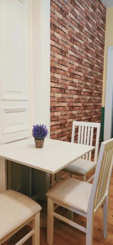 Friends Your Cosy Apartment in the Center