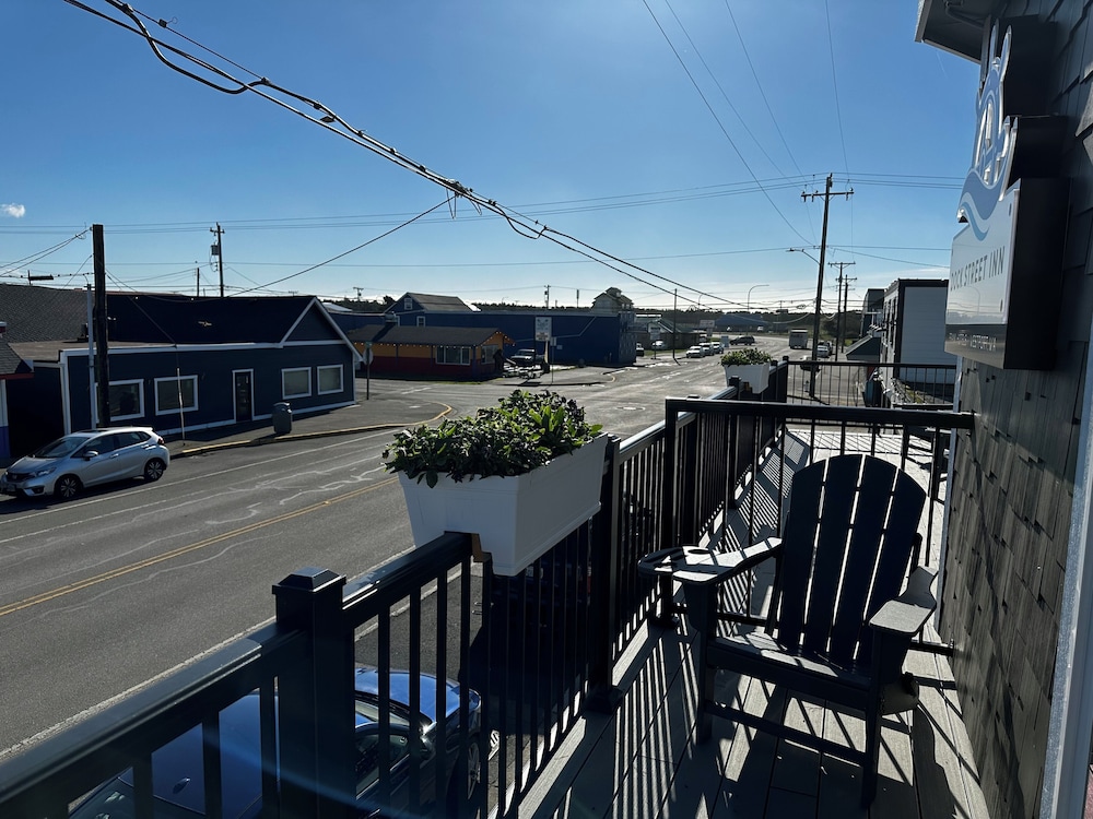 Dock Street Inn - photo 46