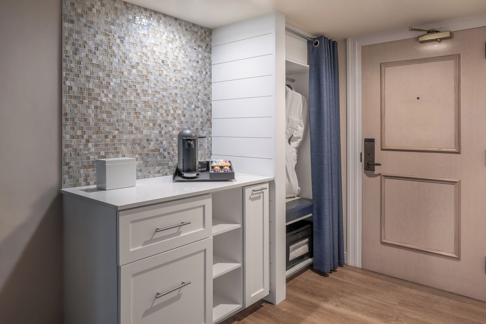 Opal Grand Oceanfront Resort & Spa - photo 13