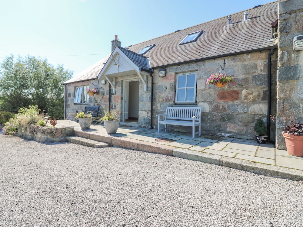 Stable Cottage — 4-Star Luxury Hotel in Inverurie, United Kingdom