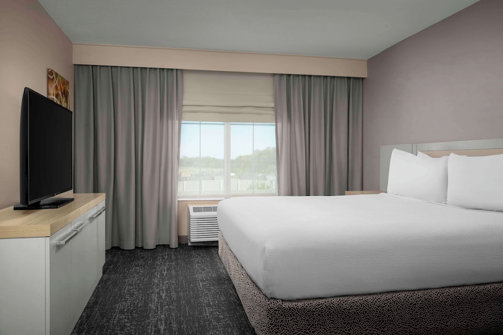 Hilton Garden Inn Fredericksburg - photo 11
