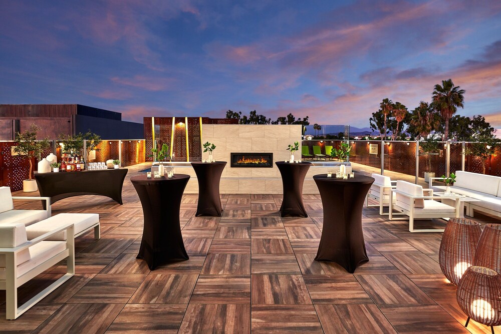 SpringHill Suites by Marriott Los Angeles Downey - photo 17