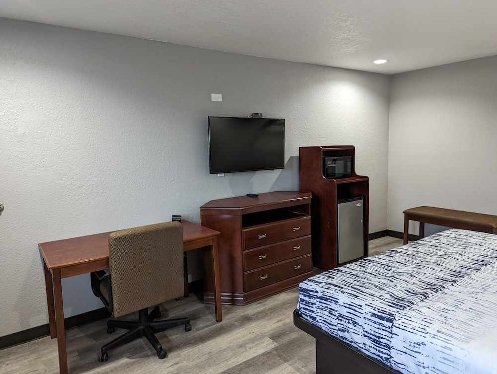 Okc Hotel - photo 9