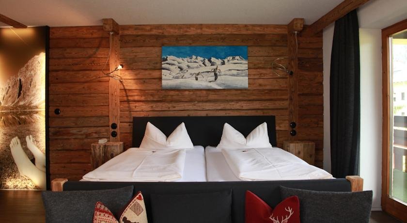 Landhaus Bromm — 4-Star Luxury Hotel in Riezlern, Austria