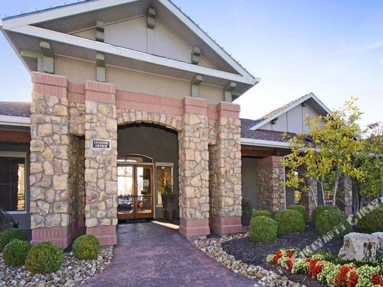 Execustay At Riverstone - photo 3