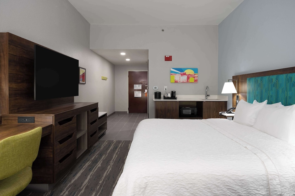 Hampton Inn & Suites Alpharetta Roswell - photo 14