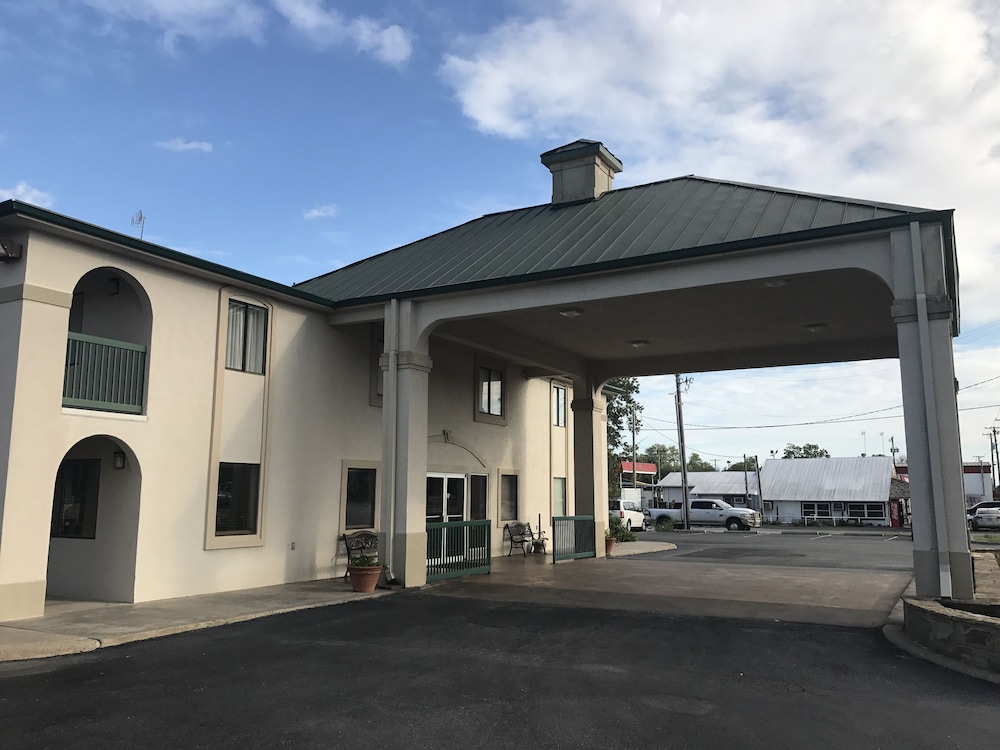 Quality Inn Three Rivers - photo 36
