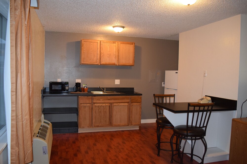 Little Suites Provo - photo 8