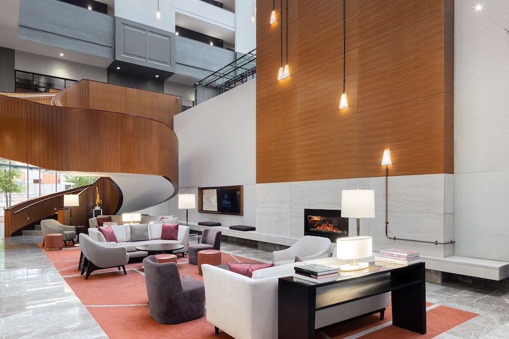 Hilton Columbus Downtown - photo 2