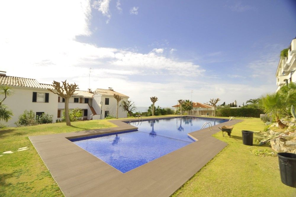 Cala Balmins Sea View — 4-Star Luxury Hotel in Sitges, Spain