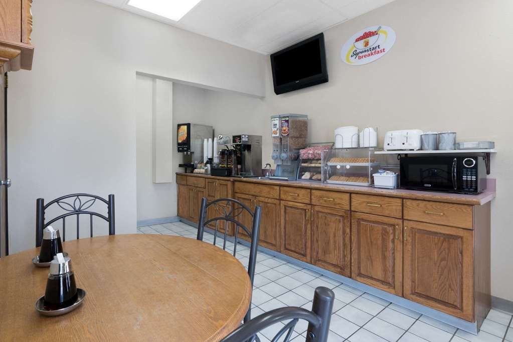 Super 8 Valley City - photo 15
