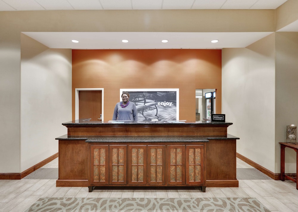 Hampton Inn & Suites Southern Pines Pinehurst - photo 4