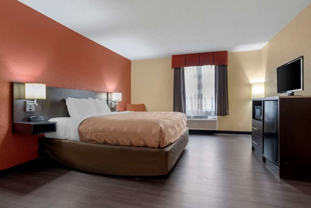 Quality Inn Phenix City Columbus - photo 7
