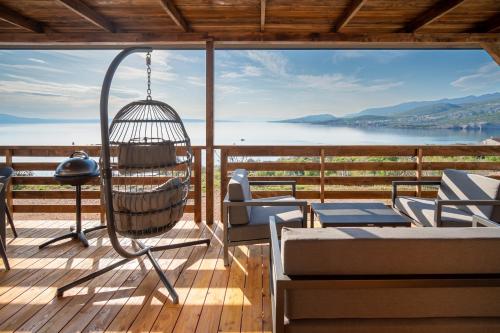 Luxury Mobile home Zuzu Klenovica — 4-Star Luxury Hotel in Novi Vinodolski, Croatia