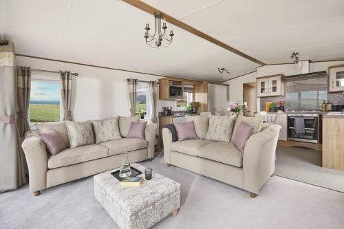 Heywoods caravan holiday home — 4-Star Luxury Hotel in Morecambe, United Kingdom