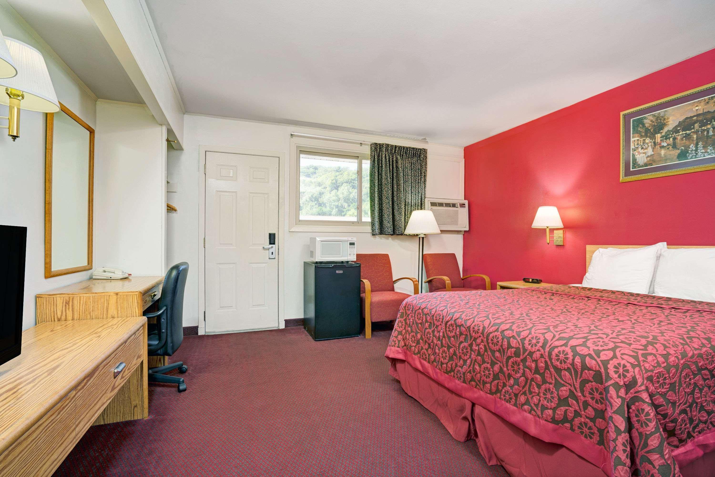 Travelodge by Wyndham Red Wing - photo 7