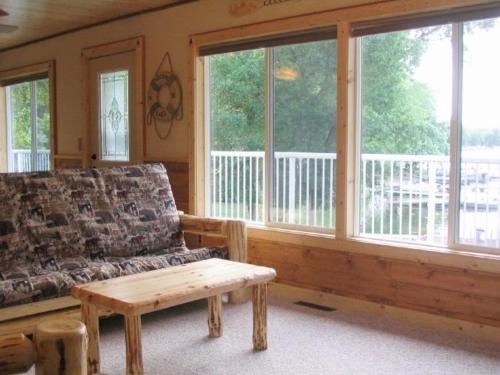 Riverside Resort - photo 28