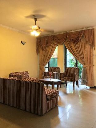 Noahs Ark Homestay — 5-Star Luxury Hotel in Colombo, Sri Lanka