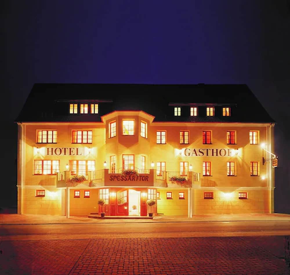 Hotel und Gasthof Spessarttor - carbon neutral hotel in Lohr Am Main