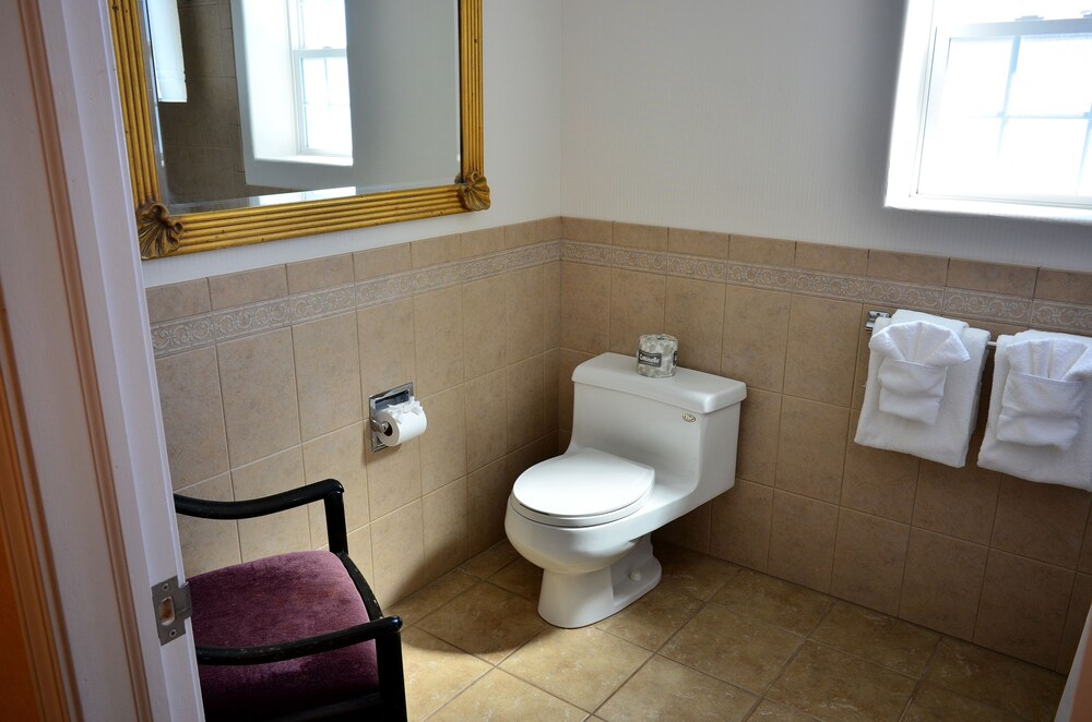 Skaneateles Suites - photo 45