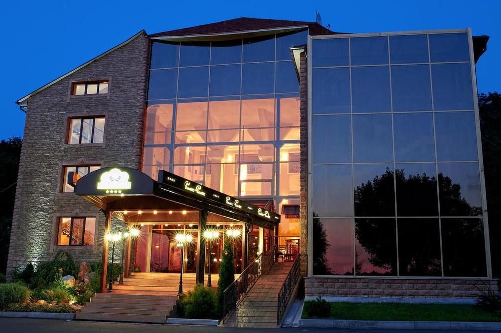 Baden Baden - carbon neutral hotel in Kharkiv
