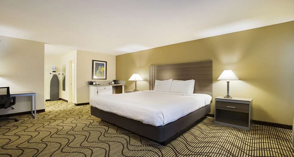 SureStay Plus Hotel by Best Western Sacramento North - photo 24