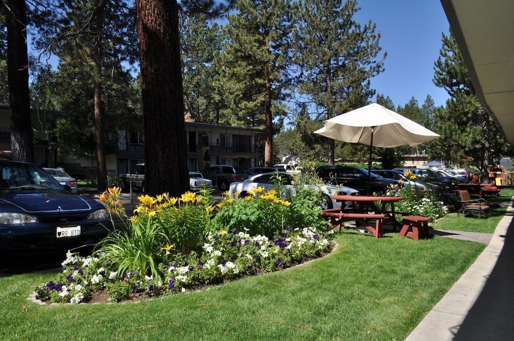 The Americana Village - photo 33