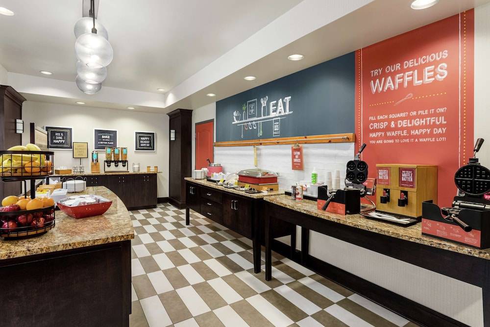 Hampton Inn New Albany - photo 52