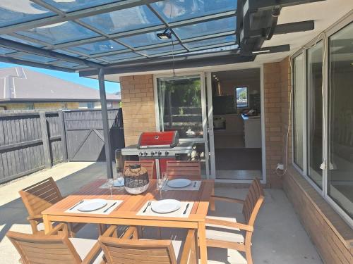 Family Paradise Retreat 3BRHaven — Rolleston — photo 2