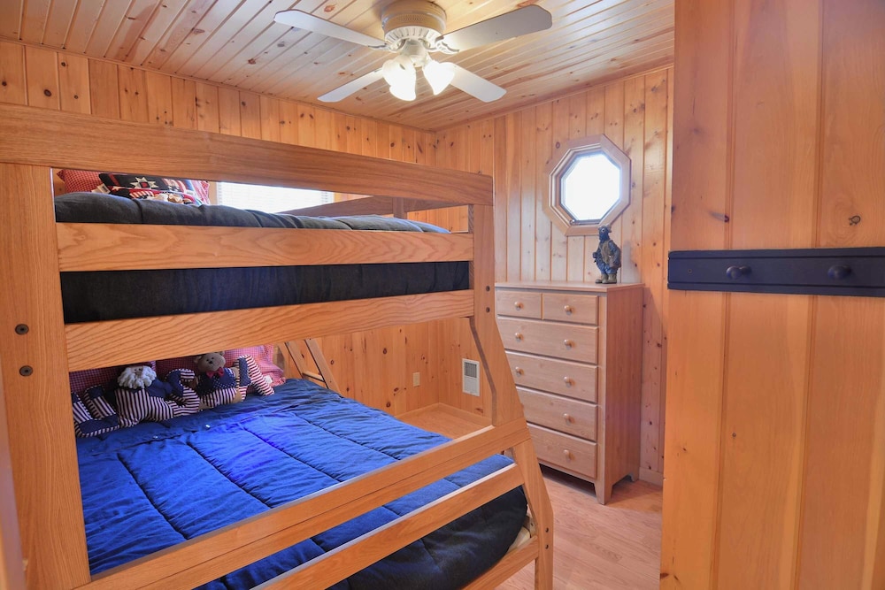 Sunset Shores Retreat - photo 12