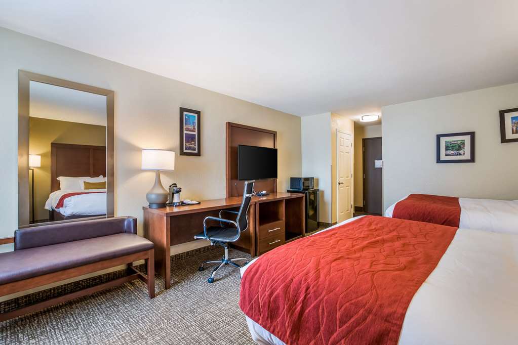 Comfort Inn & Suites Fairborn near Wright Patterson AFB - photo 24