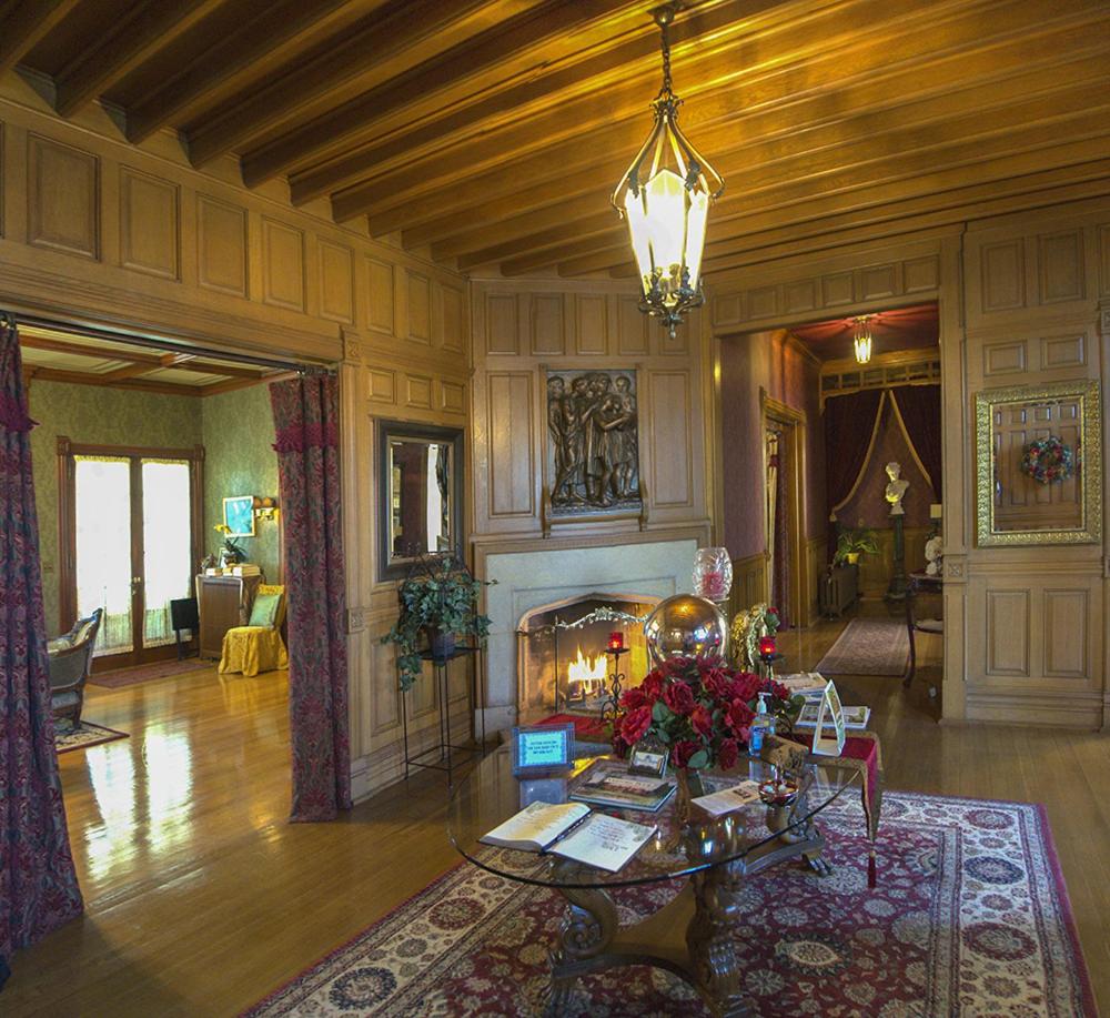 Alexander Mansion Bed and Breakfast - photo 27
