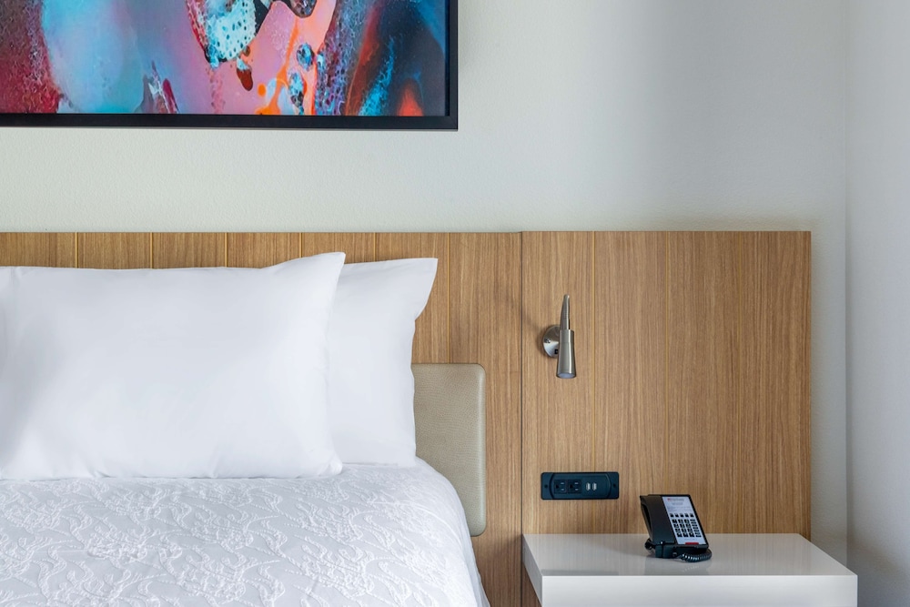 Hilton Garden Inn Longmont - photo 8