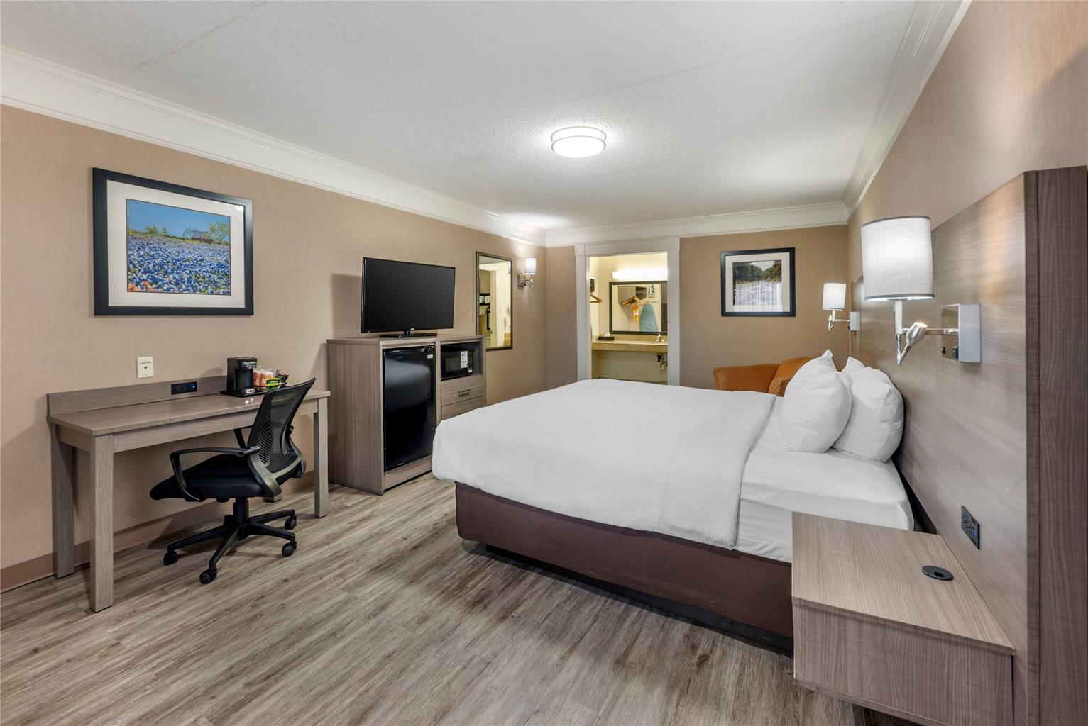 Quality Inn Near Lake Marble Falls - photo 27