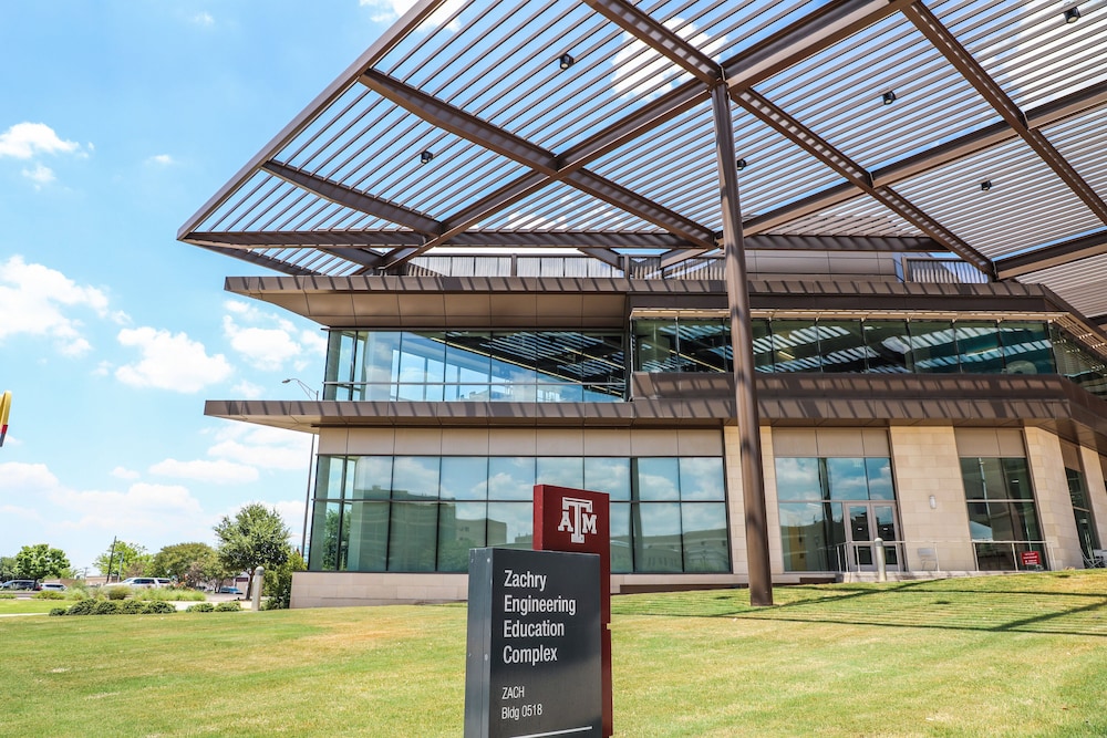 Holiday Inn Express & Suites College Station by IHG - photo 70