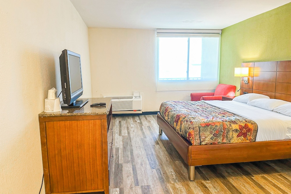 Jackson Hotel & Convention Center - photo 21