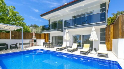 Islamlar Village Luxury Villa — 4-Star Luxury Hotel in Kalkan, Turkey