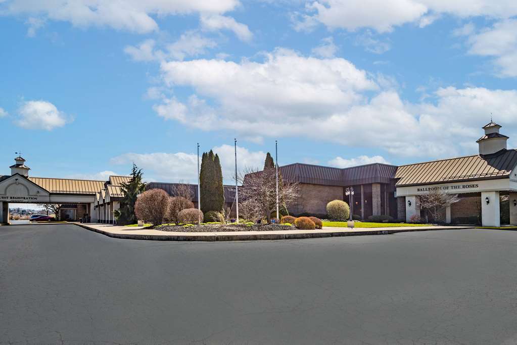 Wyndham Garden York - photo 2