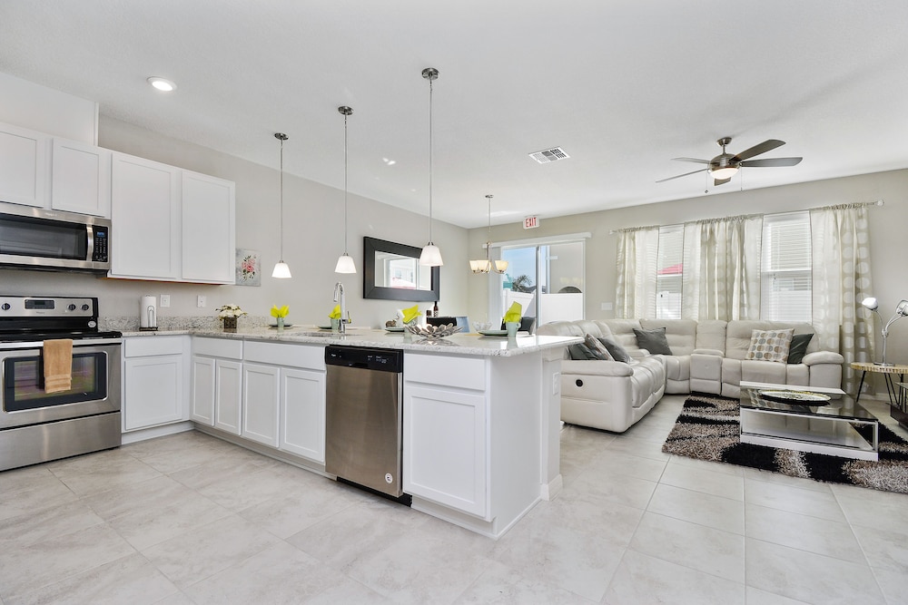 Four Bedrooms TownHome Close to Disney 5162A - photo 13