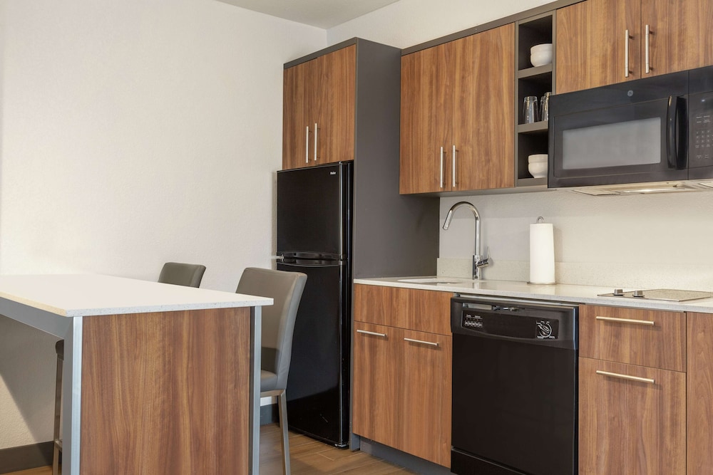 Hampton Inn & Suites Houston Cypress Station - photo 25