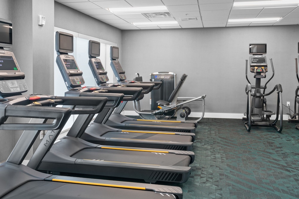 TownePlace Suites by Marriott Jacksonville Airport - photo 37