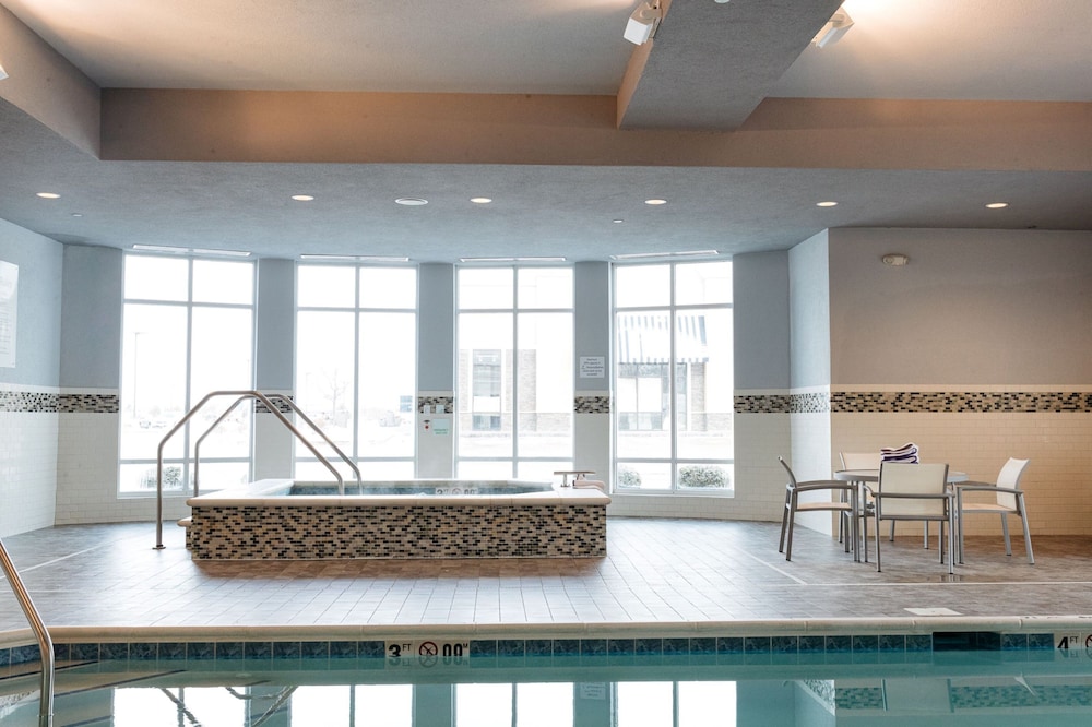 Holiday Inn Hotel & Suites Davenport by IHG - photo 13