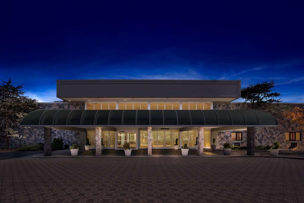 SureStay Plus Hotel by Best Western Brandywine Valley - photo 44