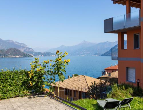 Appartamento Sosta sul Lago — 4-Star Luxury Hotel in Lezzeno, Italy