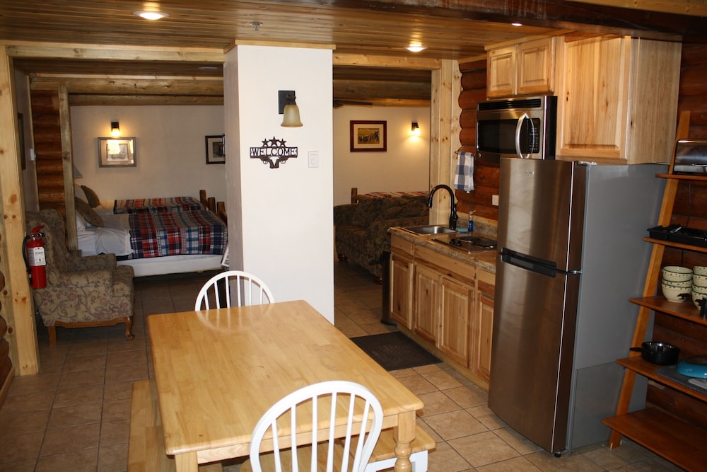 The Historic Wapiti Lodge - photo 87