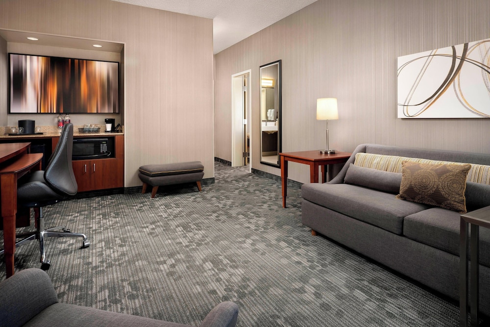 Courtyard by Marriott Phoenix Mesa - photo 15