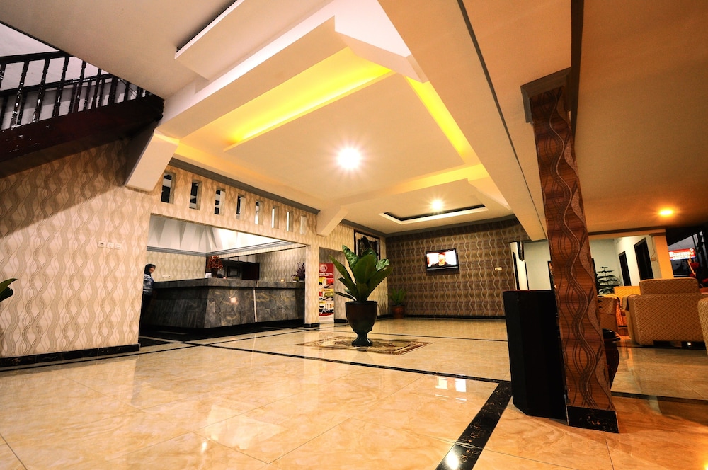 Benteng Hotel — Bukittinggi — photo 3