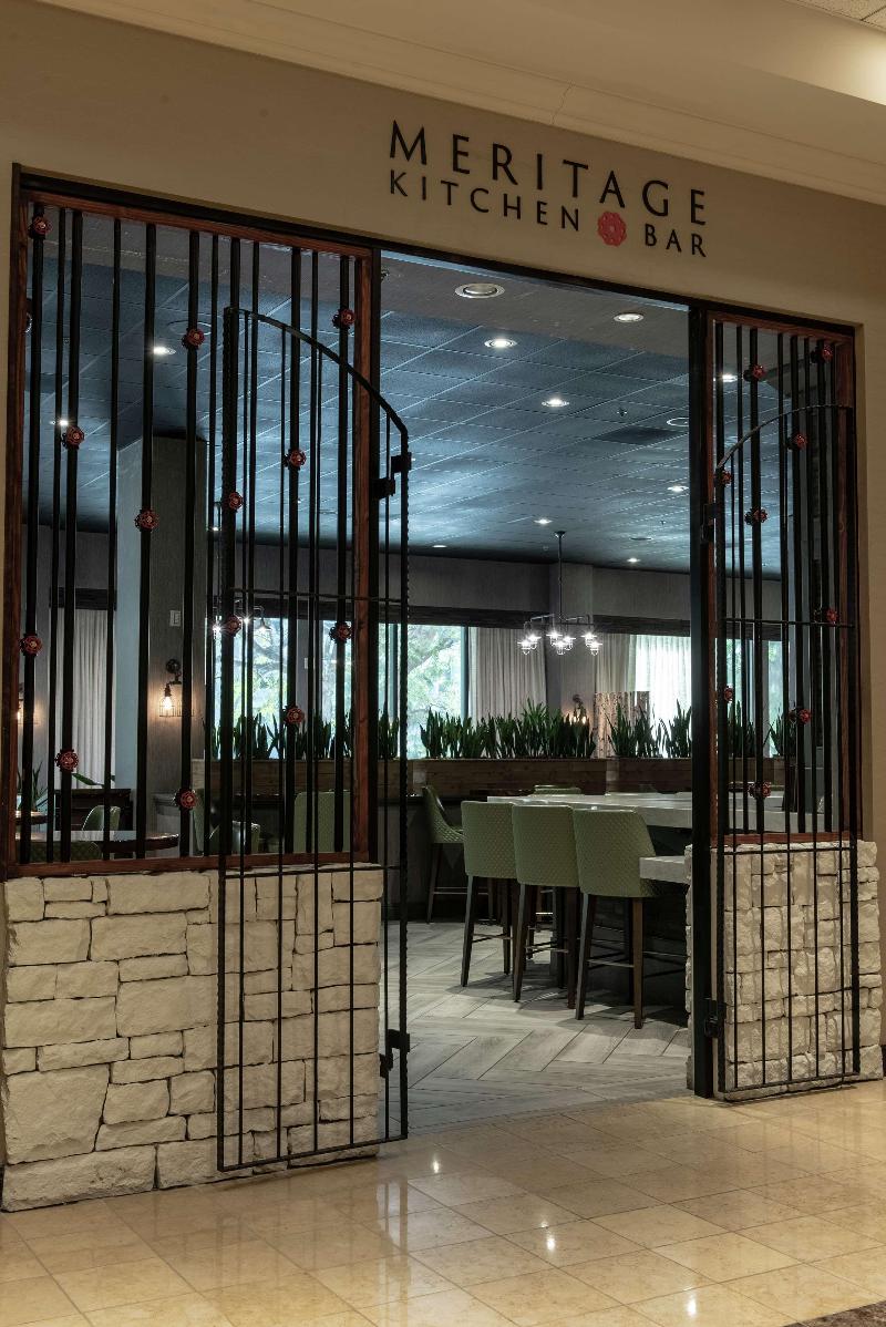 Hotel Zessa Orange County Airport a DoubleTree by Hilton - photo 130