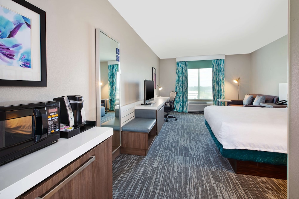 Hilton Garden Inn Dayton Beavercreek - photo 15