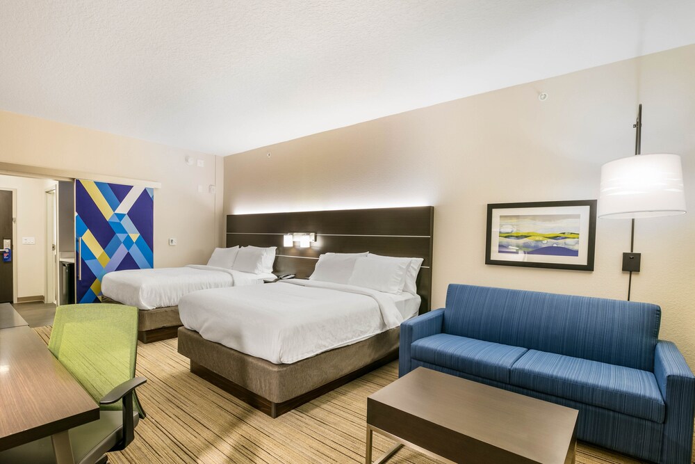 Holiday Inn Express & Suites Jacksonville Town Center by IHG - photo 7
